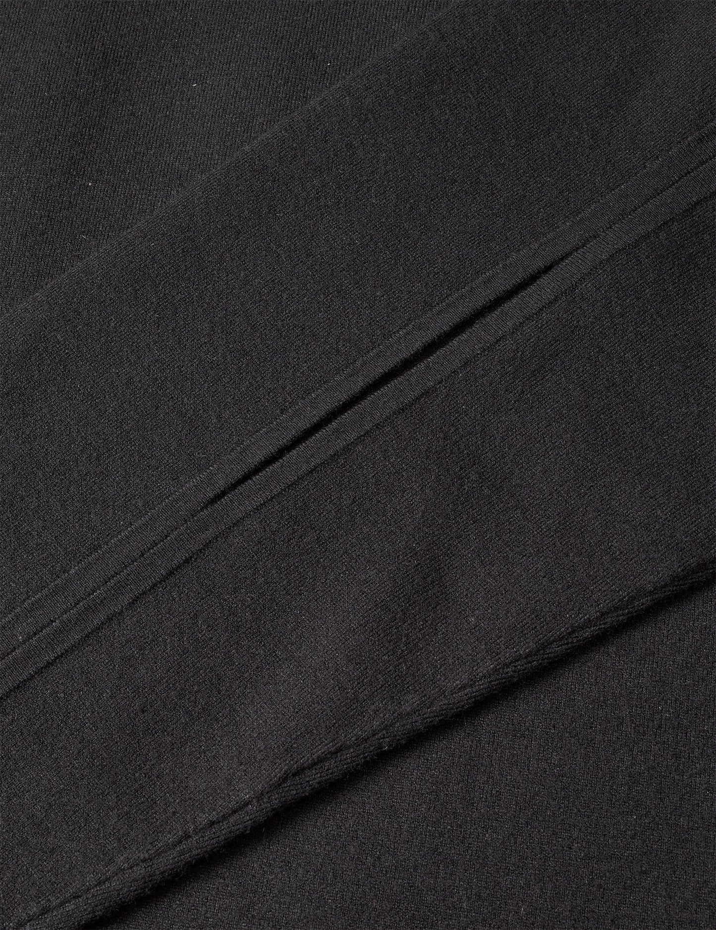 Elbow Slit C-neck Knit